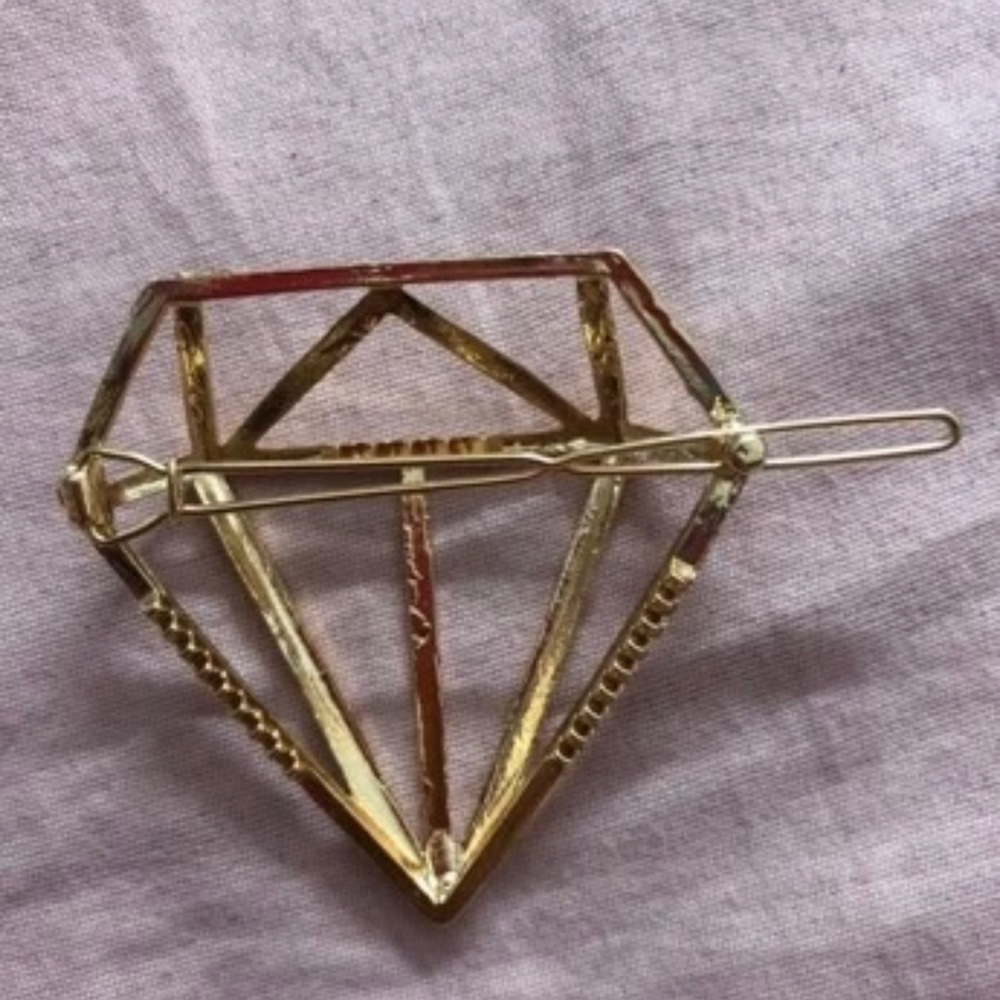 Gold Diamond Shaped Hair Clip - Picture 5 of 5